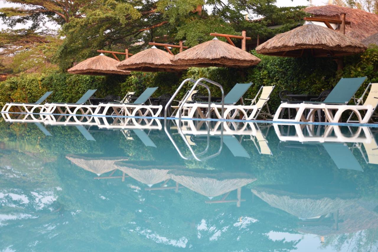 Hotel Club Du Lac Tanganyika บุจัมบุรา ภายนอก รูปภาพ