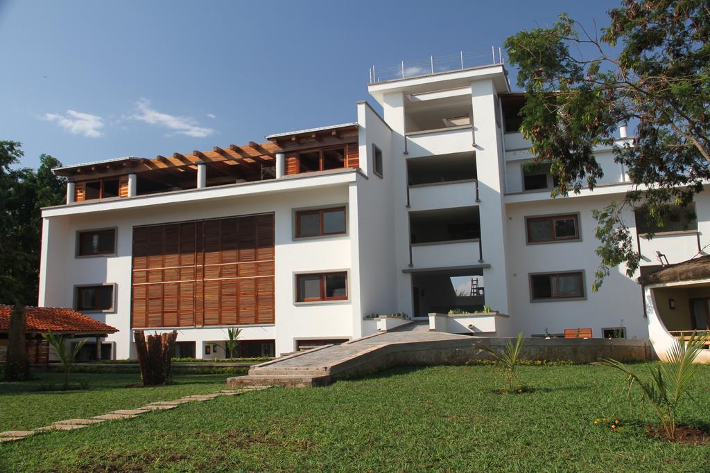 Hotel Club Du Lac Tanganyika บุจัมบุรา ภายนอก รูปภาพ
