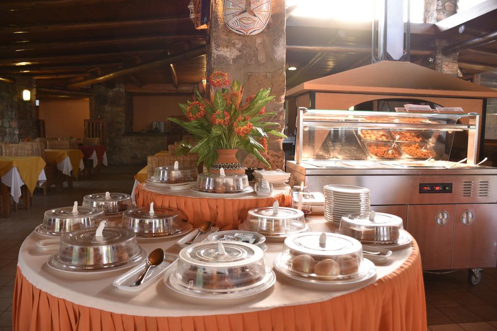 Hotel Club Du Lac Tanganyika บุจัมบุรา ภายนอก รูปภาพ