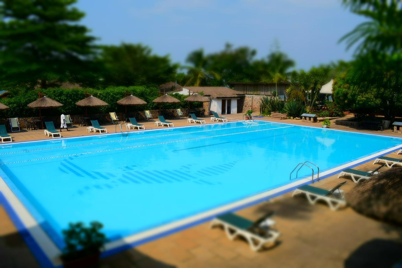 Hotel Club Du Lac Tanganyika บุจัมบุรา ภายนอก รูปภาพ